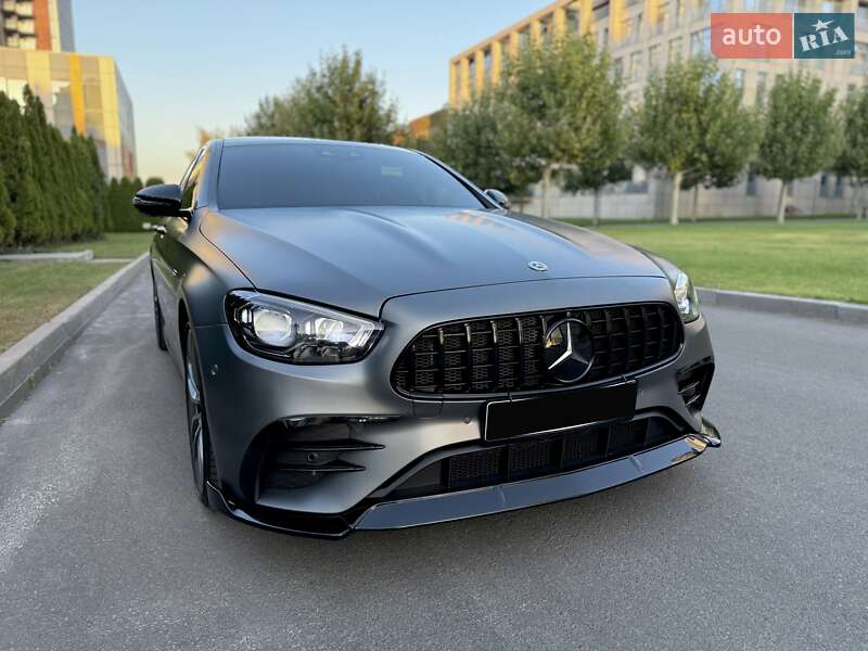 Седан Mercedes-Benz E-Class 2022 в Дніпрі
