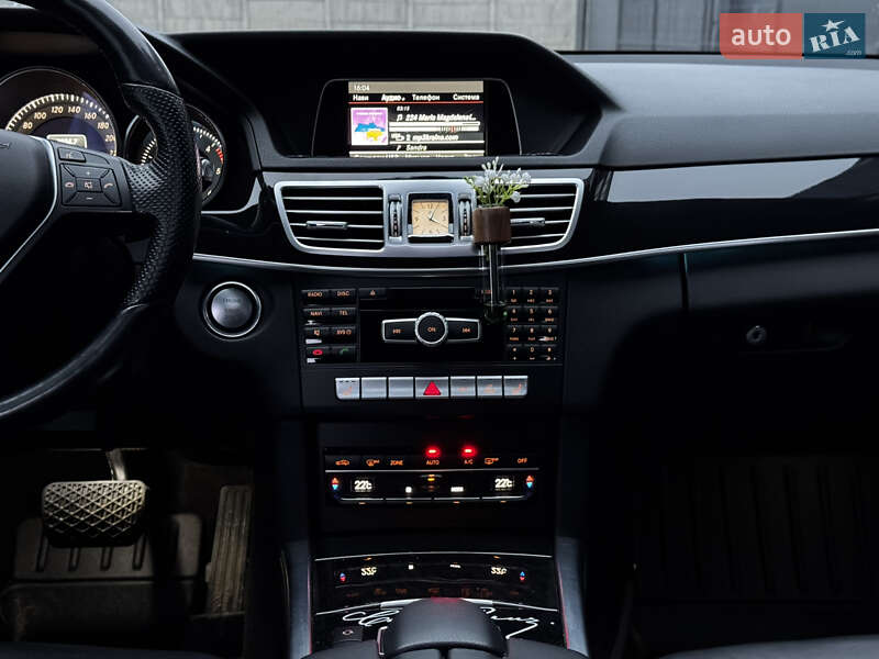 Седан Mercedes-Benz E-Class 2015 в Львові