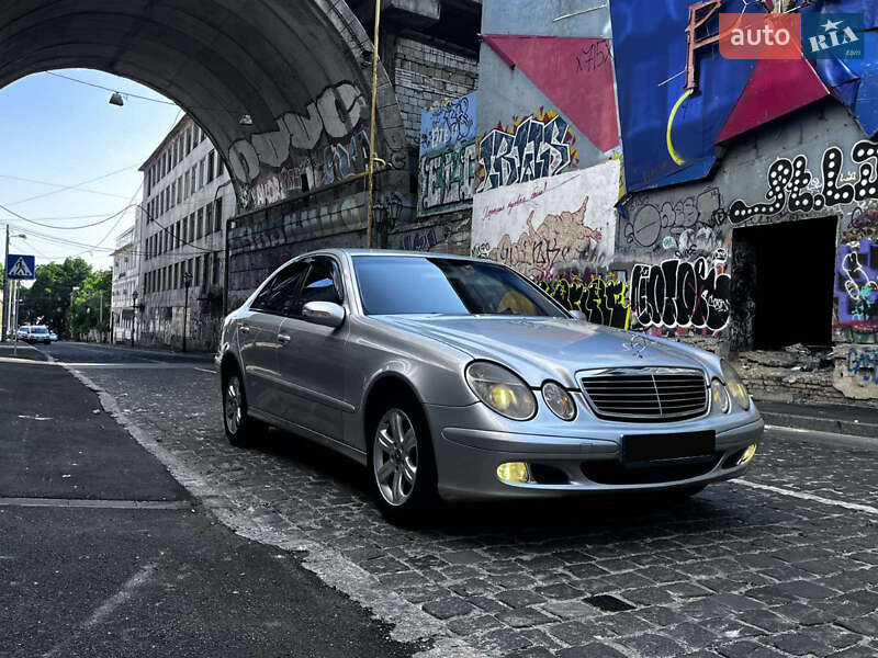 Седан Mercedes-Benz E-Class 2002 в Кривому Озері