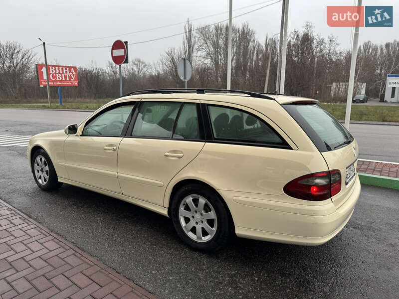 Універсал Mercedes-Benz E-Class 2008 в Кам'янському