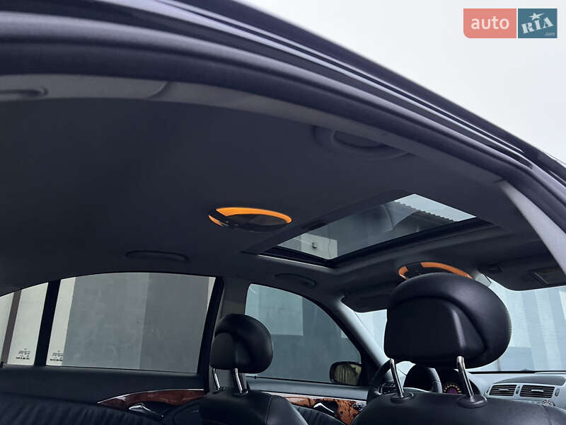 Седан Mercedes-Benz E-Class 2003 в Вінниці