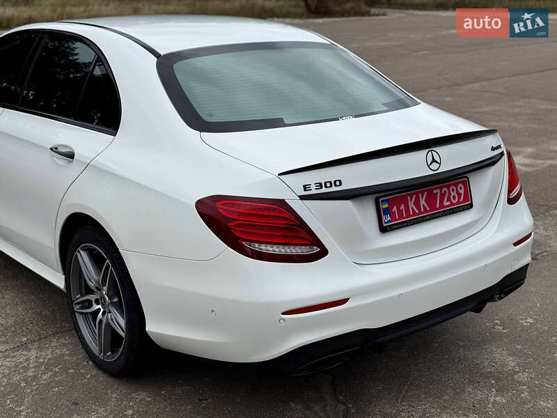 Седан Mercedes-Benz E-Class 2020 в Києві