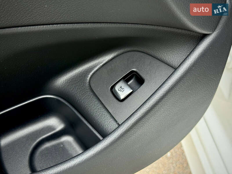 Седан Mercedes-Benz E-Class 2020 в Києві