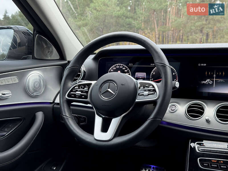 Седан Mercedes-Benz E-Class 2020 в Києві