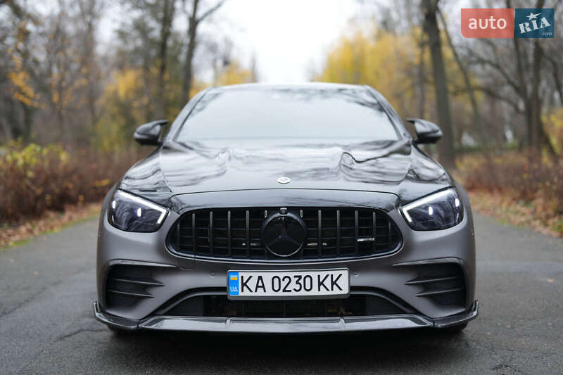 Mercedes-Benz E-Class 2022