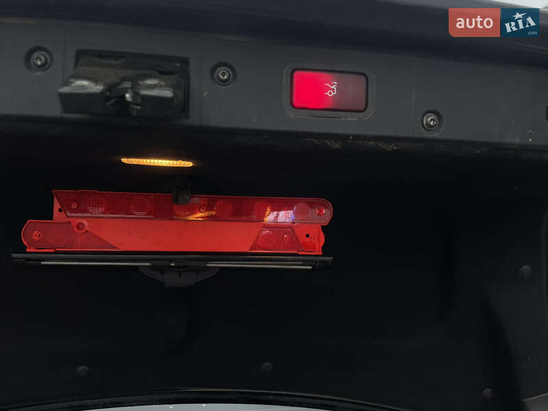 Седан Mercedes-Benz E-Class 2005 в Вишгороді фото 25 Седан Mercedes-Benz E-Class 2005 в Вишгороді