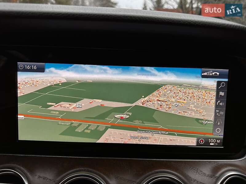 Седан Mercedes-Benz E-Class 2018 в Києві