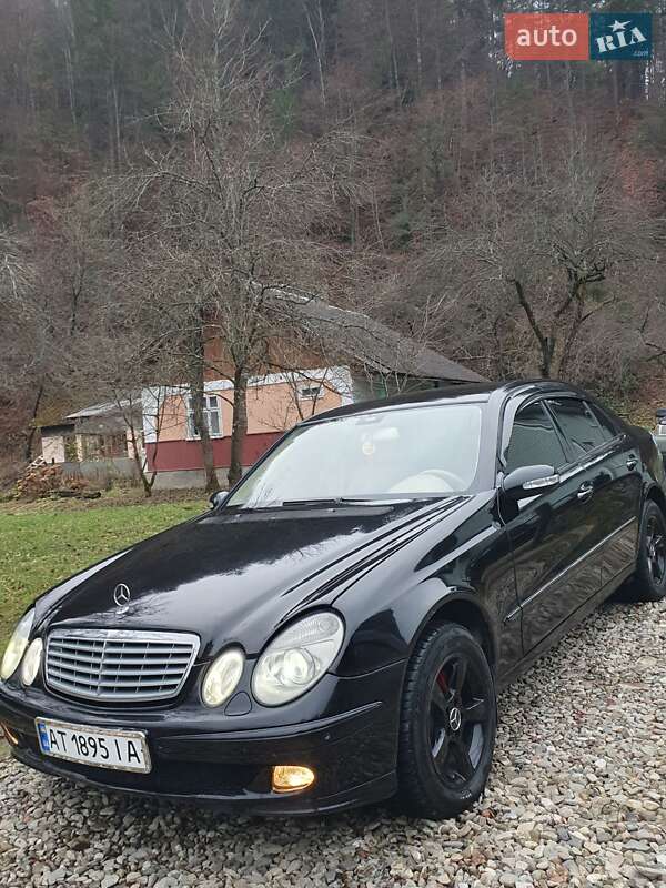 Седан Mercedes-Benz E-Class 2003 в Косове фото 3 Седан Mercedes-Benz E-Class 2003 в Косове