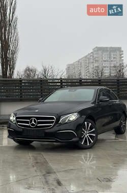 Седан Mercedes-Benz E-Class 2019 в Киеве