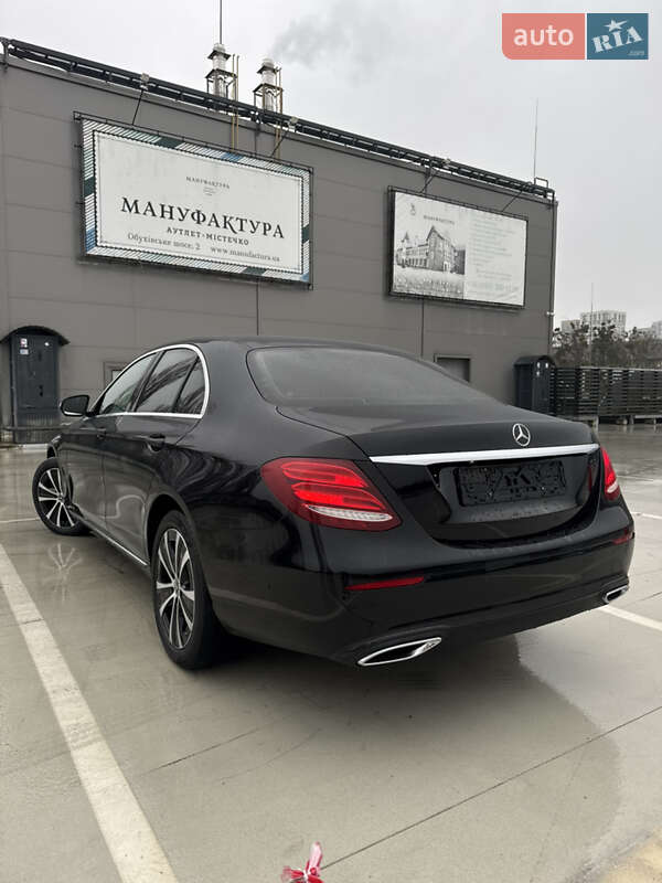 Седан Mercedes-Benz E-Class 2019 в Києві