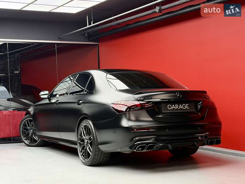 Седан Mercedes-Benz E-Class 2021 в Києві