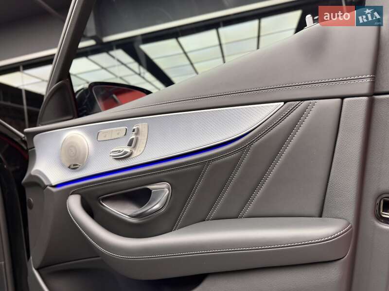 Седан Mercedes-Benz E-Class 2021 в Києві