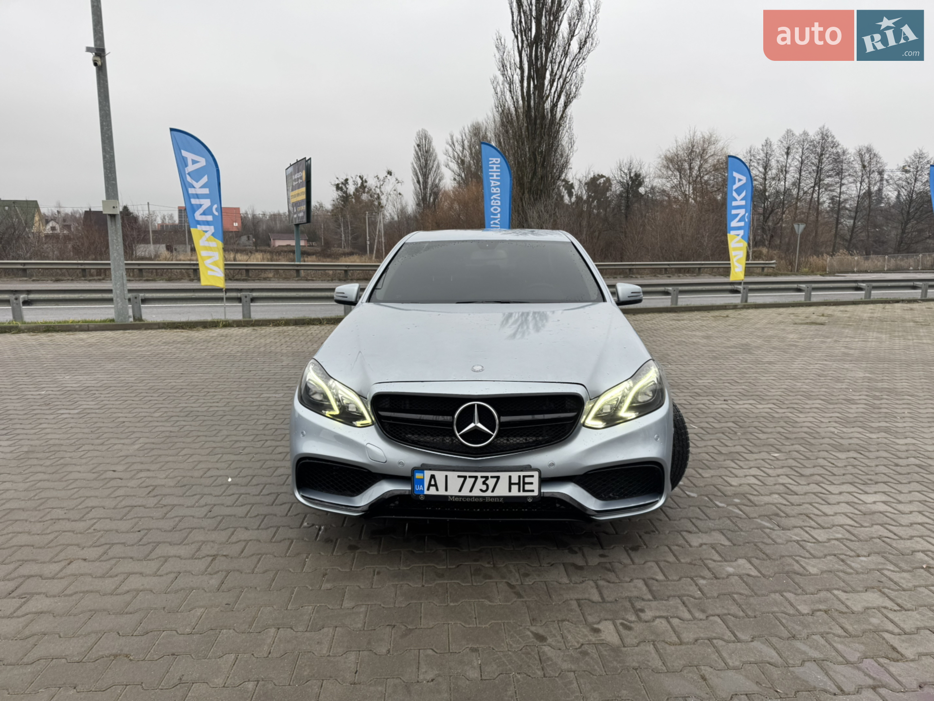 2014 Mercedes-Benz E-klasse - мініатюра 32