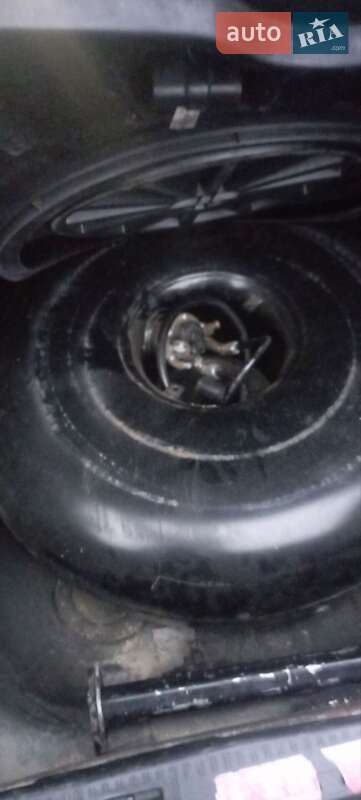 Седан Mercedes-Benz E-Class 1987 в Гостомеле фото 6 Седан Mercedes-Benz E-Class 1987 в Гостомеле