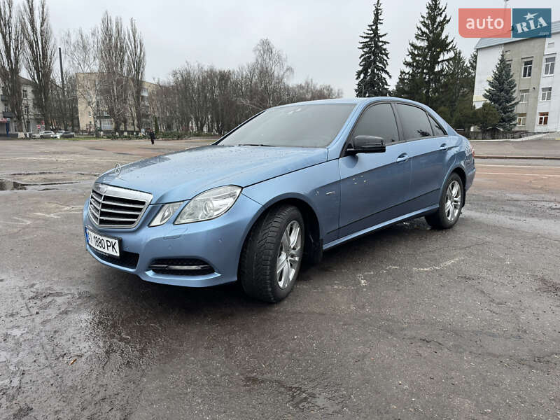 Седан Mercedes-Benz E-Class 2011 в Липовой Долине фото 6 Седан Mercedes-Benz E-Class 2011 в Липовой Долине