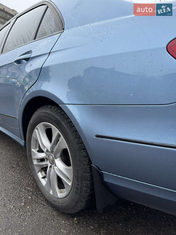 Седан Mercedes-Benz E-Class 2011 в Липовой Долине фото 13 Седан Mercedes-Benz E-Class 2011 в Липовой Долине