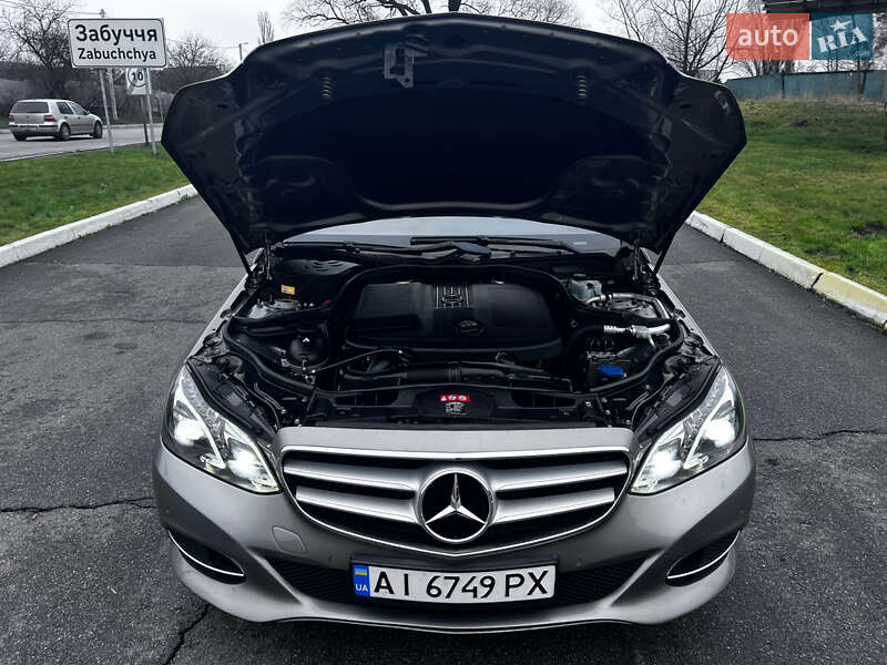 Седан Mercedes-Benz E-Class 2014 в Бучі