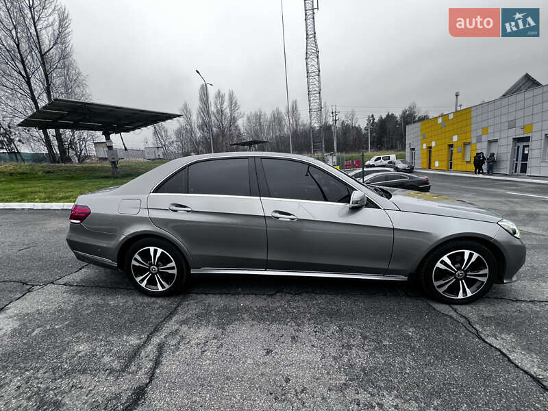 Седан Mercedes-Benz E-Class 2014 в Бучі