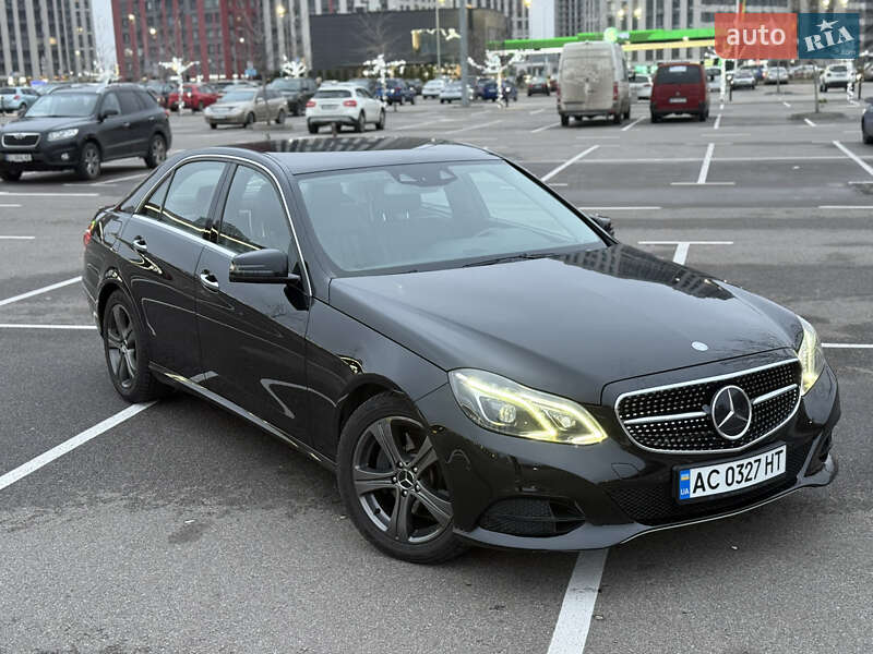 Седан Mercedes-Benz E-Class 2013 в Киеве