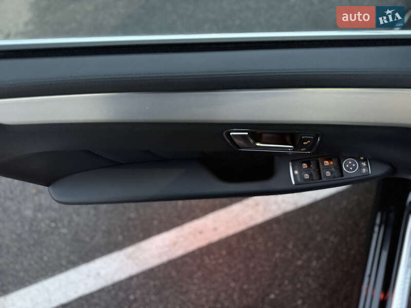 Седан Mercedes-Benz E-Class 2013 в Киеве
