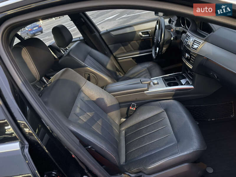 Седан Mercedes-Benz E-Class 2013 в Киеве