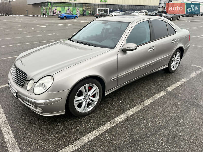 Mercedes-Benz E-Class 2003