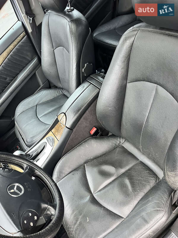 Седан Mercedes-Benz E-Class 2003 в Киеве фото 25 Седан Mercedes-Benz E-Class 2003 в Киеве