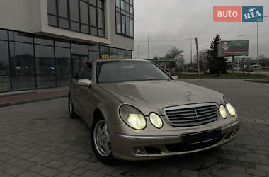 Седан Mercedes-Benz E-Class 2002 в Івано-Франківську