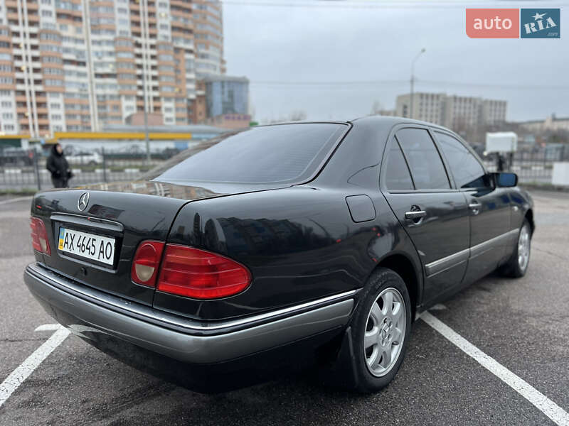 Седан Mercedes-Benz E-Class 1998 в Харькове