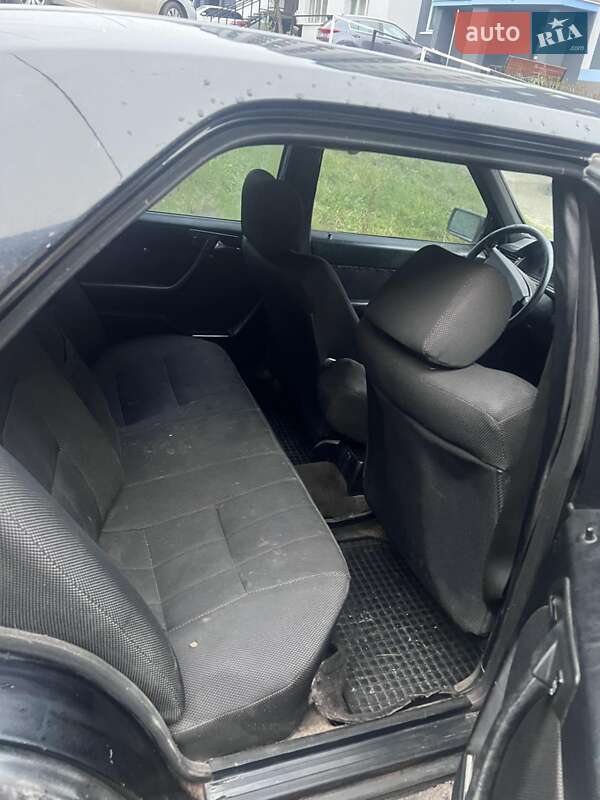 Седан Mercedes-Benz E-Class 1989 в Хмельницком фото 4 Седан Mercedes-Benz E-Class 1989 в Хмельницком