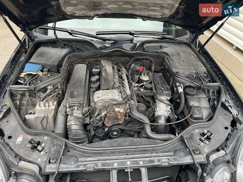 Седан Mercedes-Benz E-Class 2005 в Киеве фото 8 Седан Mercedes-Benz E-Class 2005 в Киеве