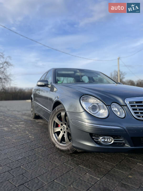Седан Mercedes-Benz E-Class 2008 в Ужгороді