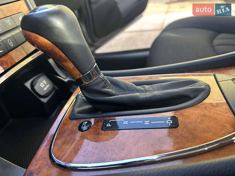 Седан Mercedes-Benz E-Class 2008 в Ужгороді