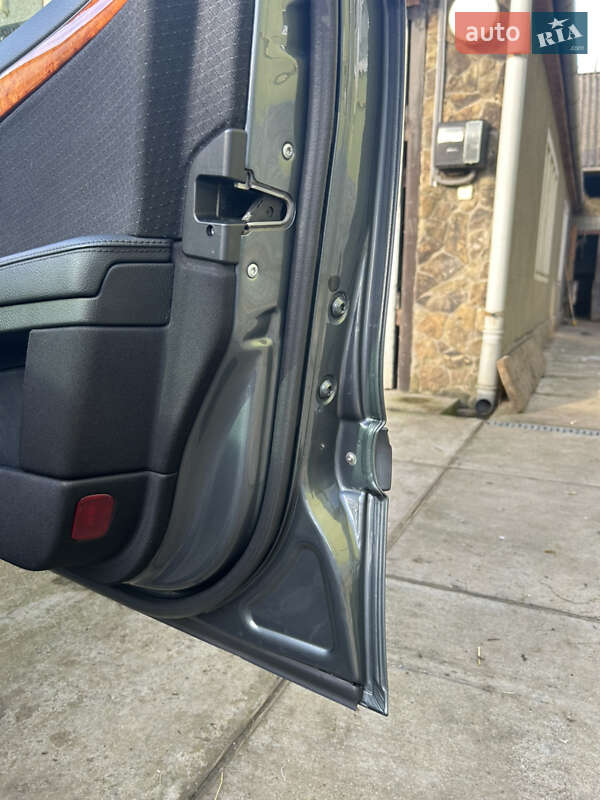 Седан Mercedes-Benz E-Class 2008 в Ужгороді