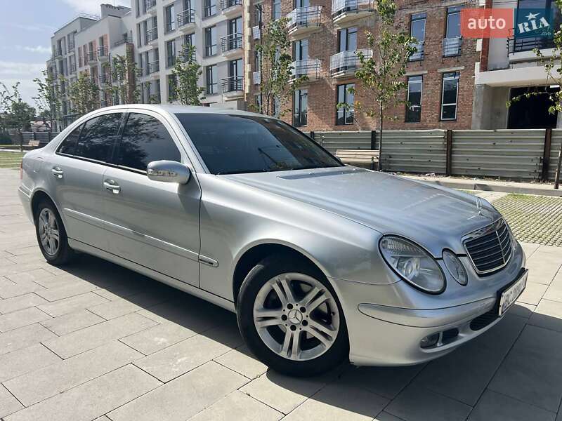 Mercedes-Benz E-Class 2005 Mercedes-Benz E-Class 2005
