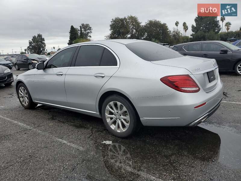 Седан Mercedes-Benz E-Class 2017 в Киеве фото 2 Седан Mercedes-Benz E-Class 2017 в Киеве