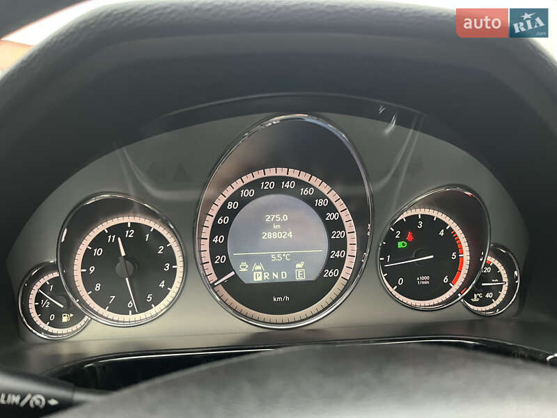 Седан Mercedes-Benz E-Class 2011 в Киеве фото 18 Седан Mercedes-Benz E-Class 2011 в Киеве