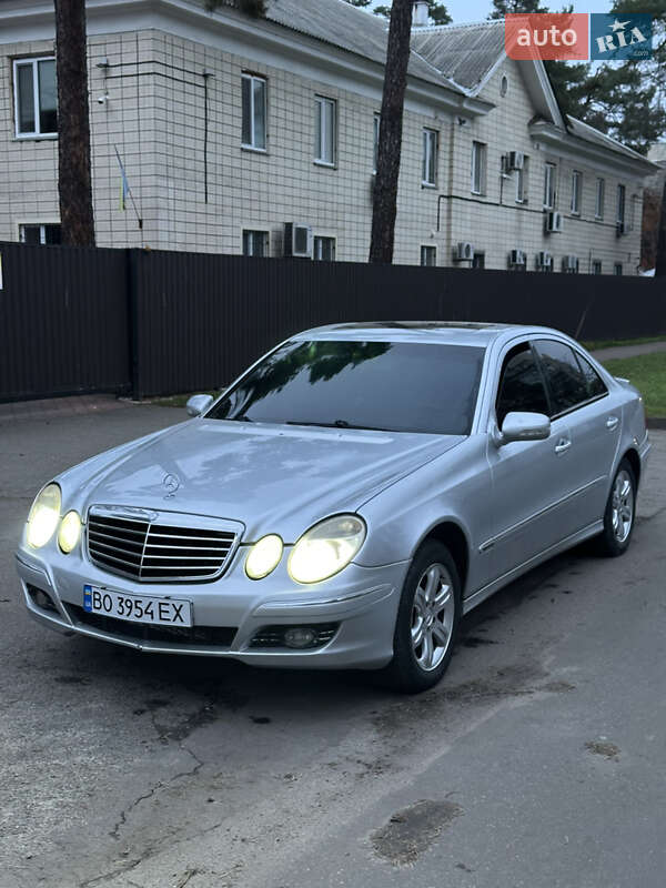 Mercedes-Benz E-Class 2002 Mercedes-Benz E-Class 2002