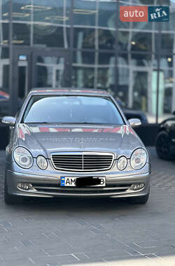 Седан Mercedes-Benz E-Class 2005 в Житомире