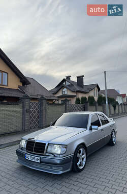 Седан Mercedes-Benz E-Class 1991 в Рівному