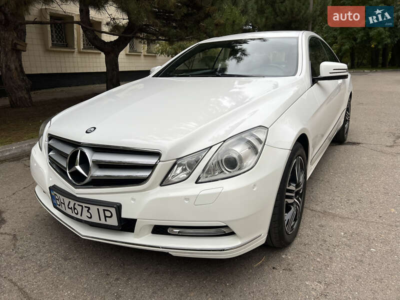 Mercedes-Benz E-Class 2012 Mercedes-Benz E-Class 2012