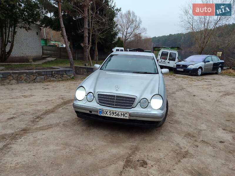 Седан Mercedes-Benz E-Class 2000 в Житомире фото 2 Седан Mercedes-Benz E-Class 2000 в Житомире