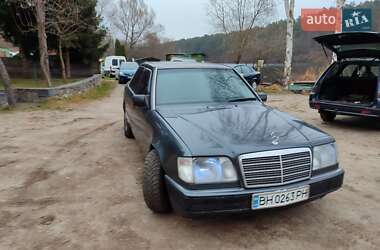 Седан Mercedes-Benz E-Class 1994 в Житомире