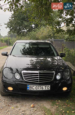 Седан Mercedes-Benz E-Class 2008 в Львові