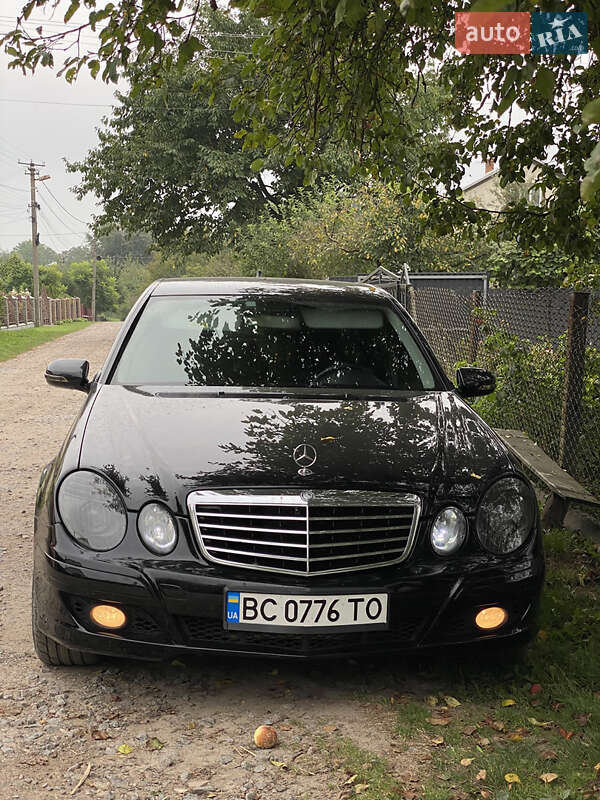 Mercedes-Benz E-Class 2008