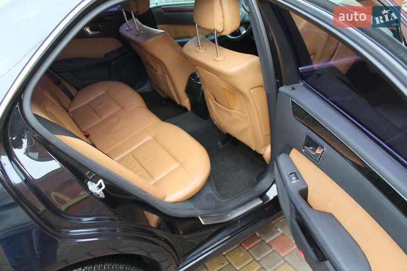 Седан Mercedes-Benz E-Class 2010 в Киверцах фото 16 Седан Mercedes-Benz E-Class 2010 в Киверцах