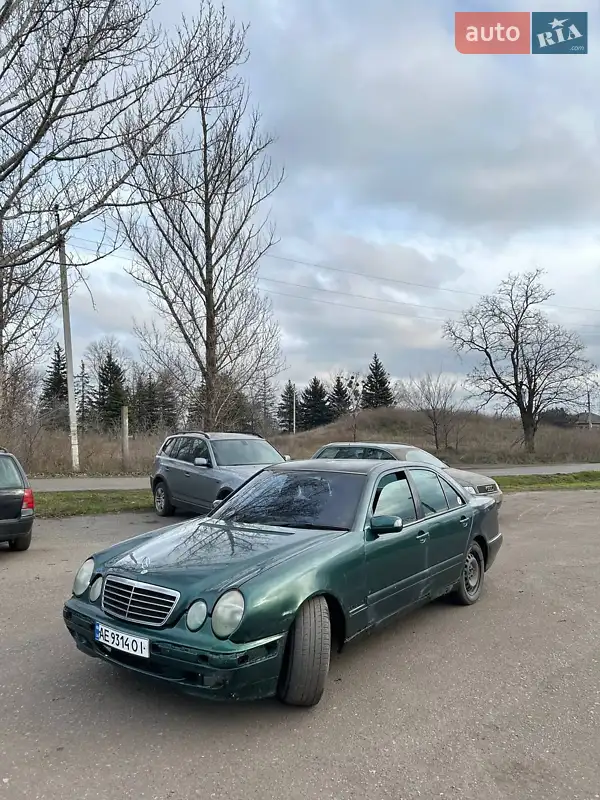 Mercedes-Benz E-Class 1996