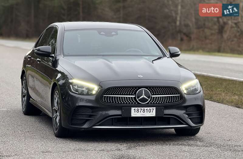 Mercedes-Benz E-Class 2021