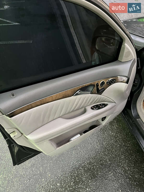 Седан Mercedes-Benz E-Class 2003 в Вінниці