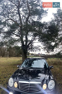Седан Mercedes-Benz E-Class 2006 в Березному